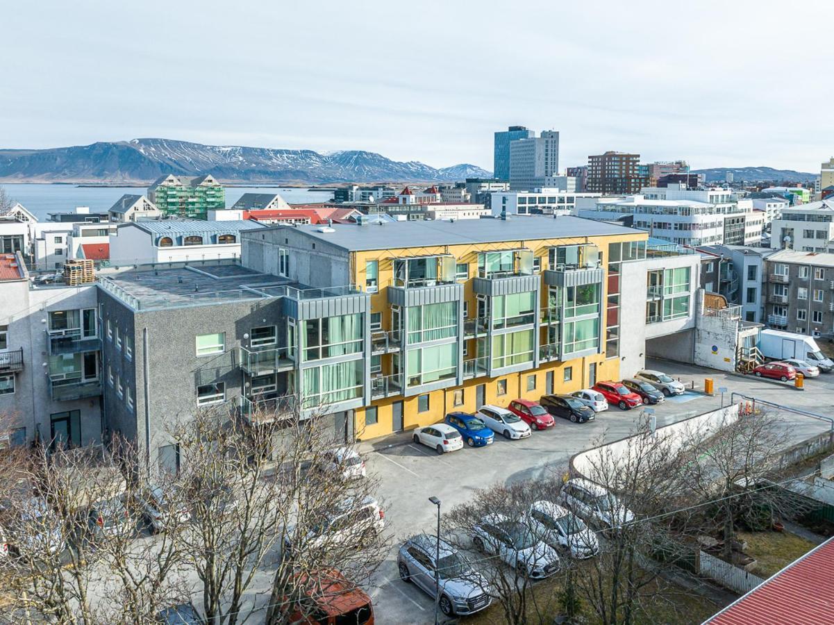 Laugavegur Penthouse Apartment Reykjavik Exterior photo